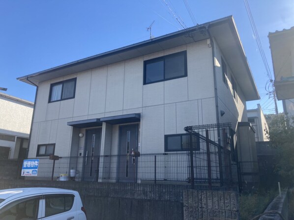 グラス・ハープの物件外観写真